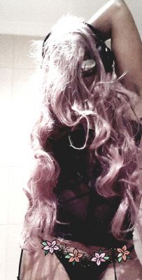 (makeup):*(mooning)
ola aos macho dominador salvagem e brutos